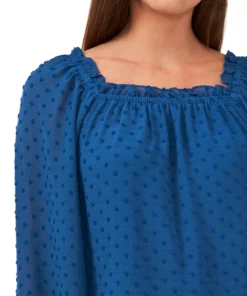 CeCe Lip-Dot Top -CeCe cloth-shop 21103610 fpx