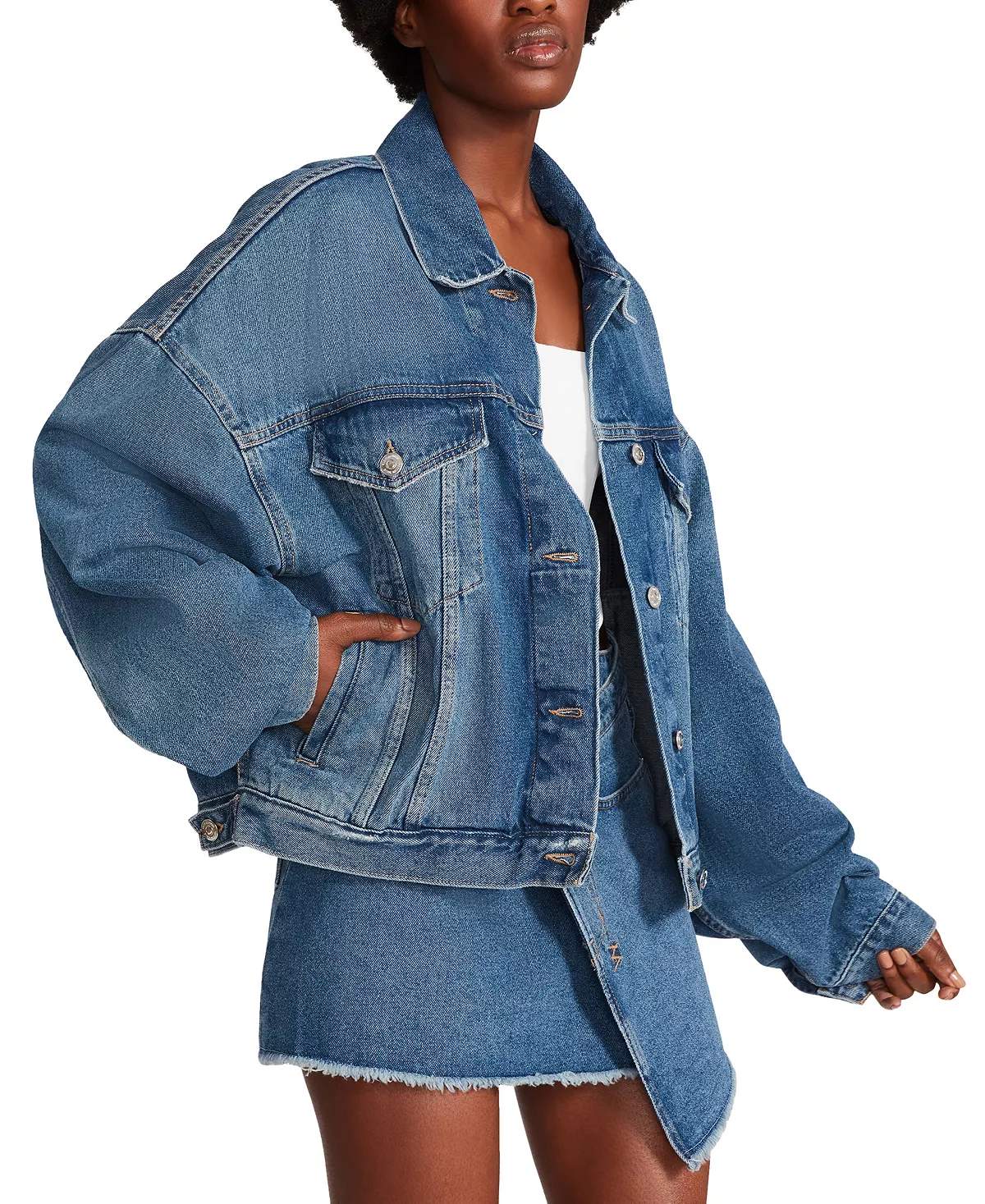 Steve Madden Women's Sienna Oversized Denim Trucker Jacket 4 Steve Madden Women's Sienna Oversized Denim Trucker Jacket - Image 4